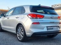 Gebraucht Hyundai i30 Passion Plus 140 PS (102 kW) 2018 Silber Limousine