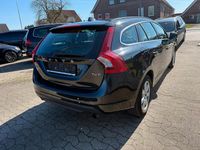 Gebraucht Volvo V60 180 PS (132 kW) 2013 Schwarz Kombi