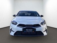 Neu Kia Ceed 101 PS (74 kW) 2025 Weiss Kleinwagen
