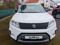 Gebraucht Suzuki Vitara Club 120 PS (88 kW) 2016 Weiß SUV