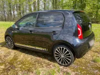 Second-hand VW up! 75 CP (55 kW) 2015 Negru Hatchback