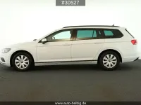 Używany VW Passat 122 KM (89 kW) 2023 Biały Kombi