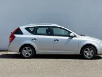 Usado Kia Ceed 126 CV (92 kW) 2008 Plateado Utilitario