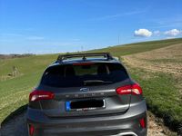 Gebraucht Ford Focus Active 125 PS (91 kW) 2019 Grau Limousine