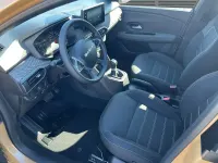Neu Dacia Sandero Expression 91 PS (66 kW) 2026 Safaribeige SUV