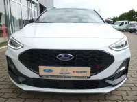 Gebraucht Ford Focus ST 280 PS (205 kW) 2024 Weiß Limousine