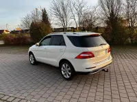 Gebraucht Mercedes ML350 256 PS (188 kW) 2011 Weiß SUV