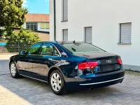 Gebraucht Audi A8 371 PS (272 kW) 2011 Blau Limousine