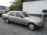 Gebraucht Mercedes E200 118 PS (86 kW) 1989 Limousine