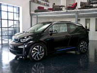 Gebraucht BMW i3 Basis 75 kW (102 PS) 2020 Schwarz Kleinwagen