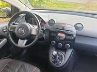 Gebraucht Mazda 2 75 PS (55 kW) 2011 Grau Kleinwagen