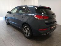 Gebraucht Hyundai i30 120 PS (88 kW) 2022 Blau Limousine