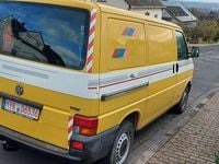 Używany VW Transporter 88 KM (64 kW) 2004 Żółty Van