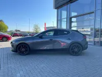 Neu Mazda 3 Homura-Line 186 PS (136 kW) 2025 Machine gray Limousine