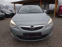 gebraucht Opel Astra Sports Tourer 1.4 Turbo Edition 88kW