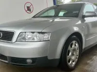 Gebraucht Audi A4 131 PS (96 kW) 2001 Grau Limousine