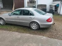 Gebraucht Mercedes E220 150 PS (110 kW) 2004 Grau Limousine