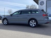 Gebraucht VW Passat Business 190 PS (139 kW) 2023 Grau Kombi