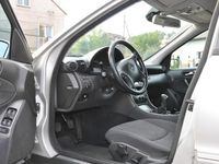 Gebraucht Mercedes 200 Avantgarde 158 PS (116 kW) 2001 Silber metallic Limousine