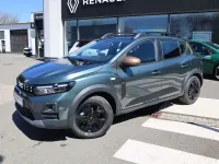 Neu Dacia Sandero Extreme 122 PS (89 kW) 2026 Grün Limousine