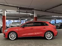 Gebraucht Audi A3 S-Line 272 PS (200 kW) 2025 Progressivrot metallic Limousine