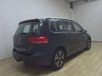 Gebraucht VW Touran Highline 150 PS (110 kW) 2022 Schwarz Van / Kleinbus