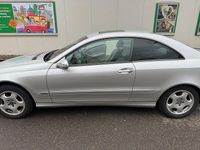Gebraucht Mercedes CLK200 163 PS (119 kW) 2004 Silber Coupé