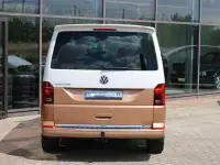 Usado VW Multivan Generation Six 199 HP (146 kW) 2020 Castanho Monovolume