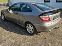 Gebraucht Mercedes C200 122 PS (89 kW) 2004 Silber Coupé