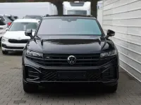 Gebraucht VW Touareg R-line 286 PS (210 kW) 2024 Grenadillschwarz metallic SUV