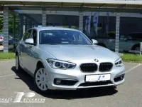 Gebraucht BMW 120 Advantage 184 PS (135 kW) 2018 Glaciersilber metallic Kleinwagen
