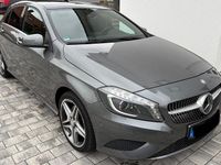 Gebraucht Mercedes A250 Urban 211 PS (155 kW) 2013 Grau Limousine