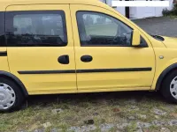 Gebraucht Opel Combo Edition 90 PS (66 kW) 2010 Gelb Van / Kleinbus