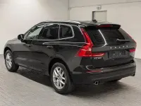 Gebraucht Volvo XC60 Momentum 250 PS (183 kW) 2018 Onyxschwarzmet. SUV