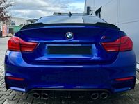 gebraucht BMW M4 Coupe Competition DKG *San Marino Blue*