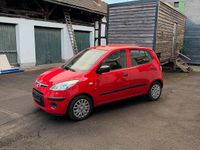 Gebraucht Hyundai i10 67 PS (49 kW) 2010 Rot Kleinwagen