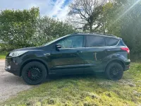 Gebraucht Ford Kuga 150 PS (110 kW) 2015 Schwarz SUV