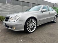 Gebraucht Mercedes E350 Avantgarde 272 PS (200 kW) 2005 Grau Limousine