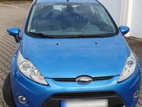 Gebraucht Ford Fiesta Titanium 95 PS (69 kW) 2011 Blau Kleinwagen