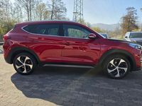 Gebraucht Hyundai Tucson Style 141 PS (103 kW) 2017 Rot SUV