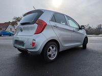 Gebraucht Kia Picanto 86 PS (63 kW) 2015 Silber Kleinwagen