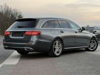 Gebraucht Mercedes E220 Avantgarde 194 PS (142 kW) 2017 Grau Kombi