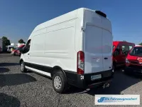 Gebraucht Ford Transit Trend 131 PS (96 kW) 2022 Frostweiß Van