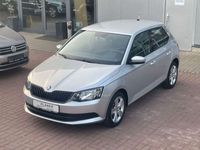 gebraucht Skoda Fabia Sitzh. Radio DAB Telefon Service neu