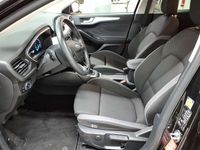 Gebraucht Ford Focus Cool & Connect 125 PS (91 kW) 2021 Obsidianschwarz metallic Kombi