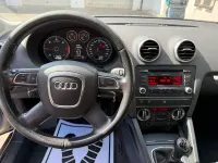 Gebraucht Audi A3 Attraction 110 PS (80 kW) 2010 Silber Kleinwagen