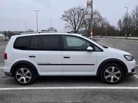 Gebraucht VW Touran 140 PS (102 kW) 2011 Weiß Van / Kleinbus