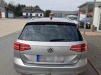 Gebraucht VW Passat Highline 150 PS (110 kW) 2015 Silber Kombi