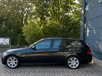 Gebraucht BMW 320 177 PS (130 kW) 2008 Schwarz Kombi
