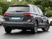 Gebraucht VW Tiguan Move 150 PS (110 kW) 2023 Delfingrau metallic SUV